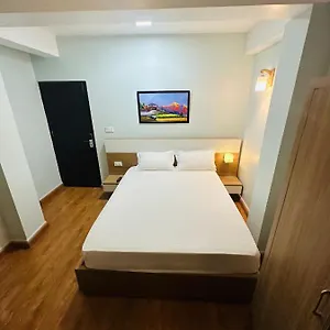  Hotel Ivanna